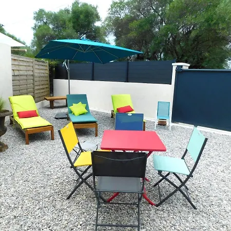 Holiday home Petite Familiale Dans Quartier Residentiel - Les Muriers