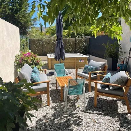 Petite Familiale Dans Quartier Residentiel - Les Muriers Antibes